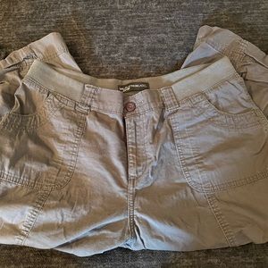 Cargo capris size size 12